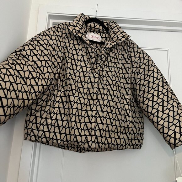 NWT Valentino Iconographe Jacket Logo Print Allover Down-filled Stand Collar - Picture 8 of 16